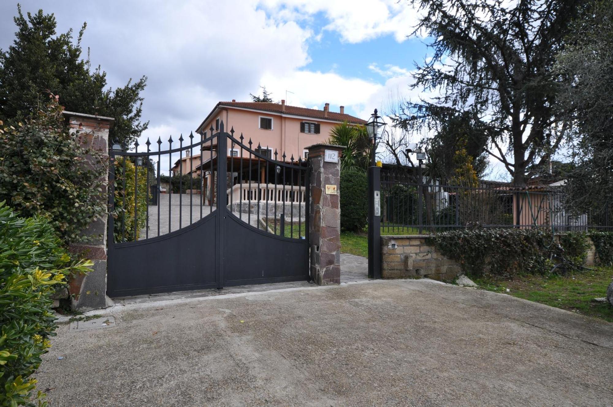 Hotel Casale De Santis Roma Exterior foto